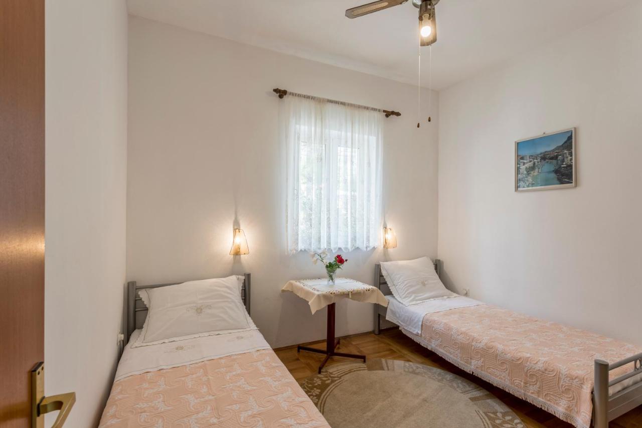 Apartmani Prkacin Трогір Екстер'єр фото