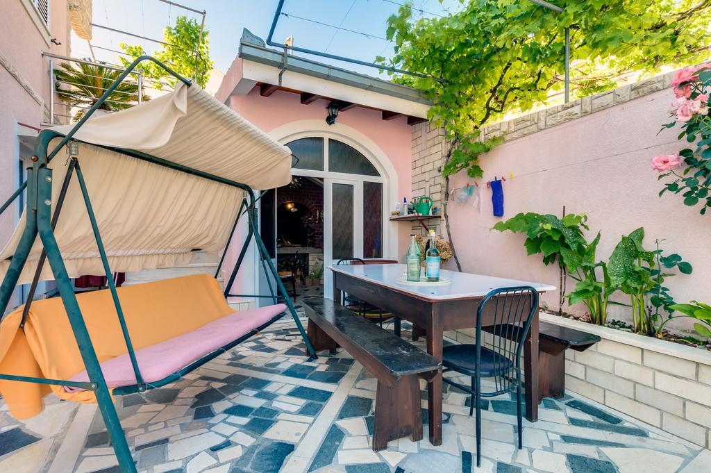 Apartmani Prkacin Трогір Екстер'єр фото